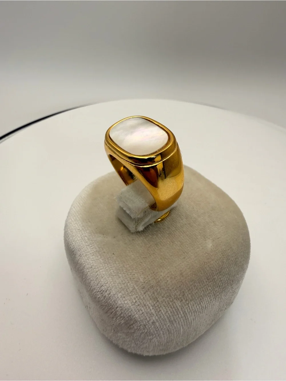 Rings modern statement